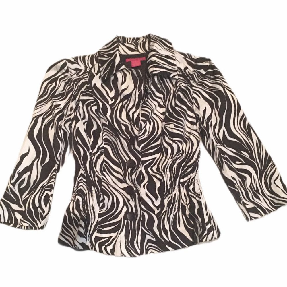 Junior Girl Leopard jacket -size 2